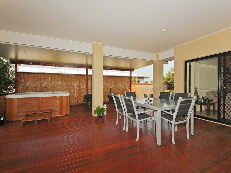 6 Entry Drive, Merrimac QLD 4226