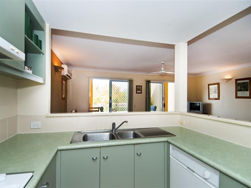 179/215 Cottesloe Drive, Mermaid Waters QLD 4218