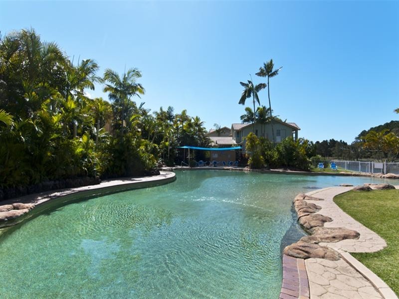 179/215 Cottesloe Drive, Mermaid Waters QLD 4218