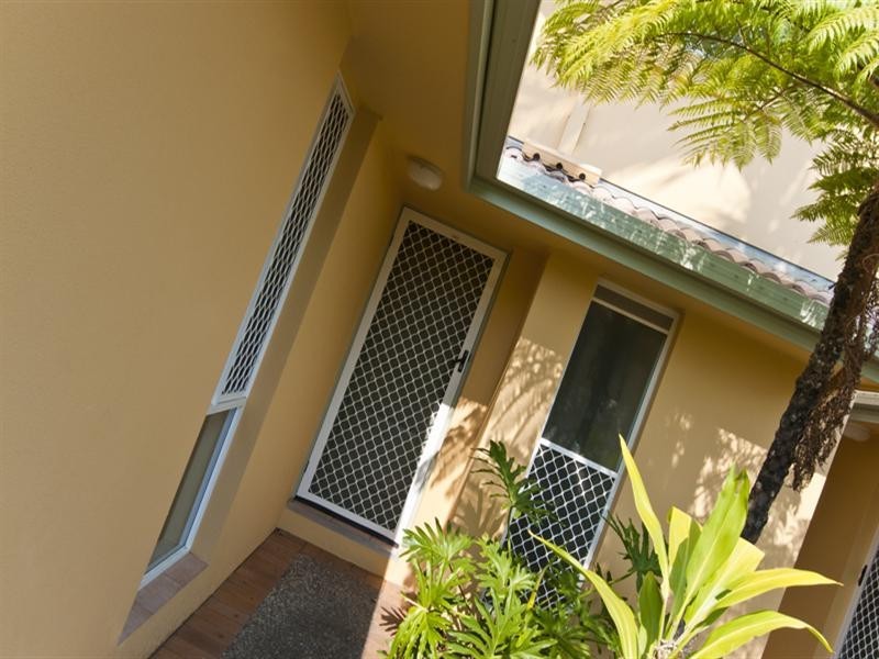 179/215 Cottesloe Drive, Mermaid Waters QLD 4218