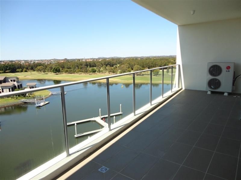 172/135 Lakelands Drive, Merrimac QLD 4226