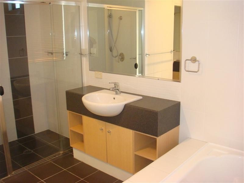 2/3 The Links, Robina QLD 4226