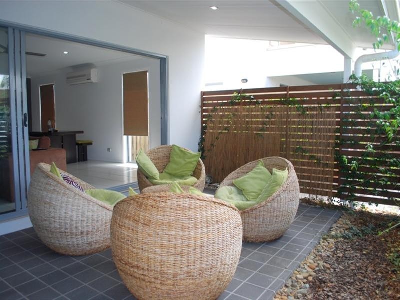 19 Lillie Street, Burleigh Waters QLD 4220