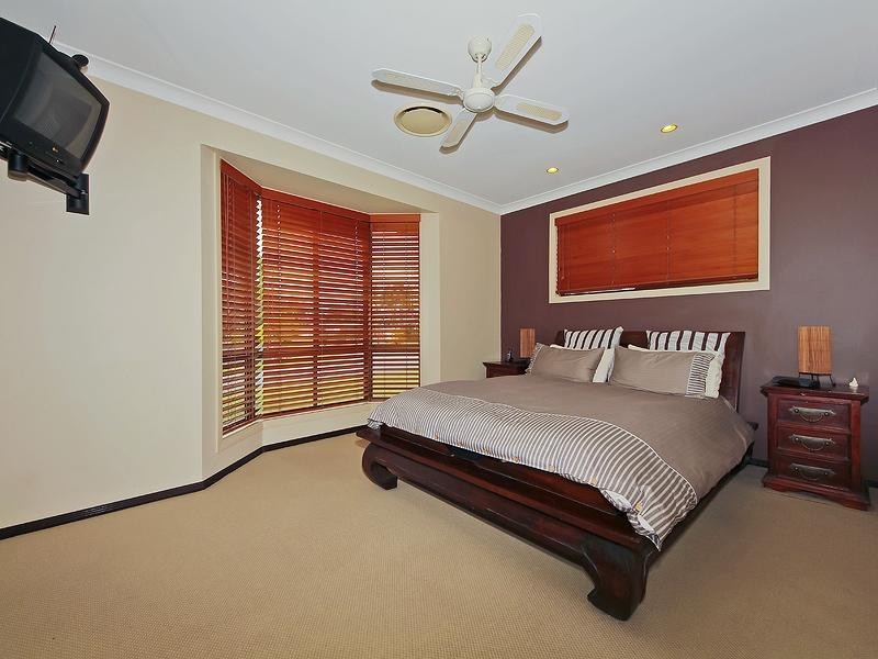 35 Madigan Road, Carrara QLD 4211
