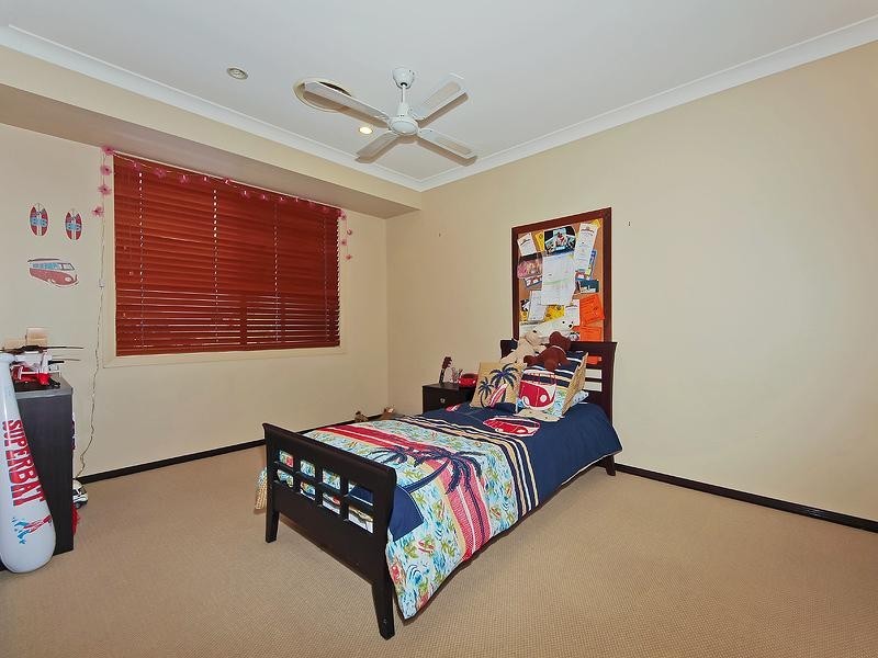 35 Madigan Road, Carrara QLD 4211