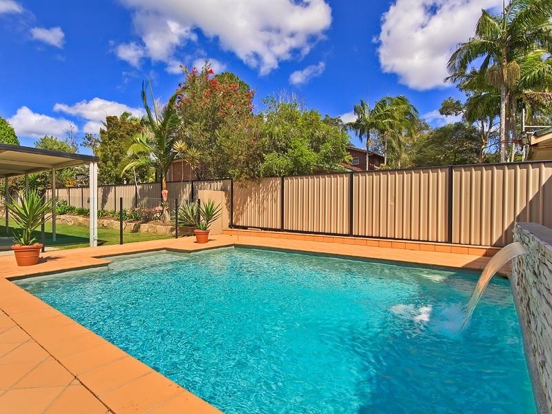 35 Madigan Road, Carrara QLD 4211