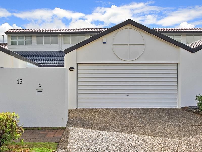 2/15 Dandenong Terrace, Robina QLD 4226