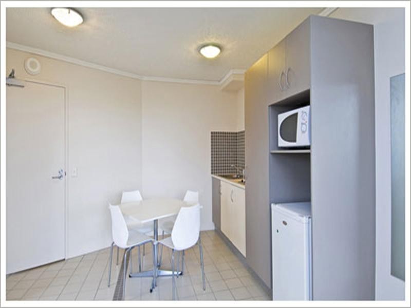 13/25 Lake Orr Drive, Robina QLD 4226