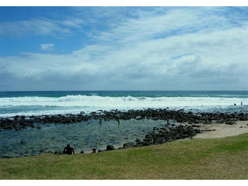 4 George Street E, Burleigh Heads QLD 4220