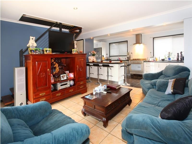 93 Highfield Drive, Merrimac QLD 4226