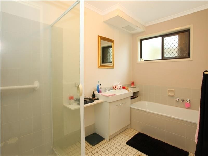 93 Highfield Drive, Merrimac QLD 4226