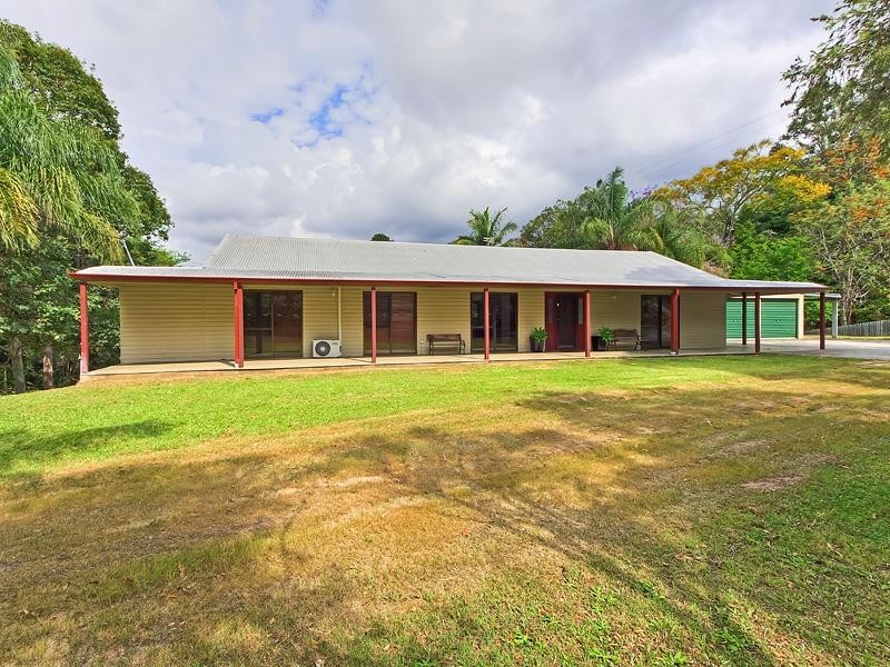 8 Glenrowan Drive, Tallai QLD 4213