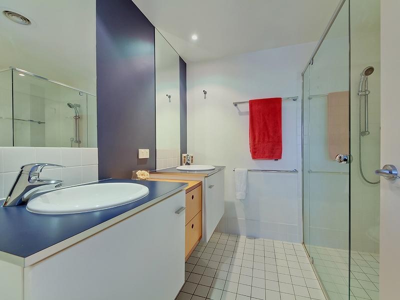 31/2 ARBOUR Avenue, Robina QLD 4226