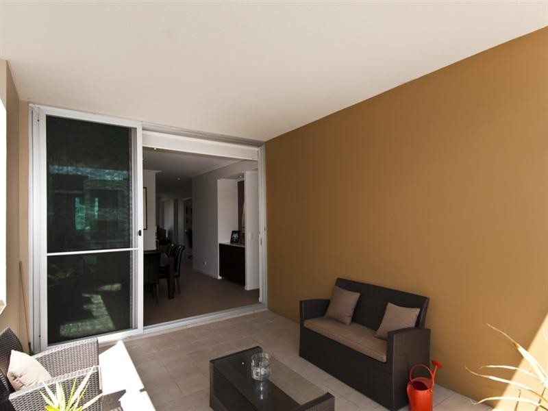 1/226 Varsity Parade, Varsity Lakes QLD 4227