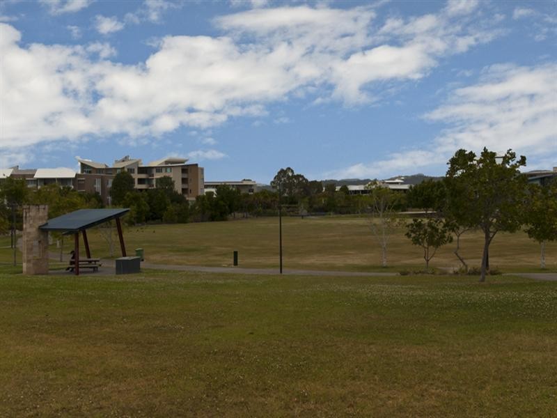 1/226 Varsity Parade, Varsity Lakes QLD 4227