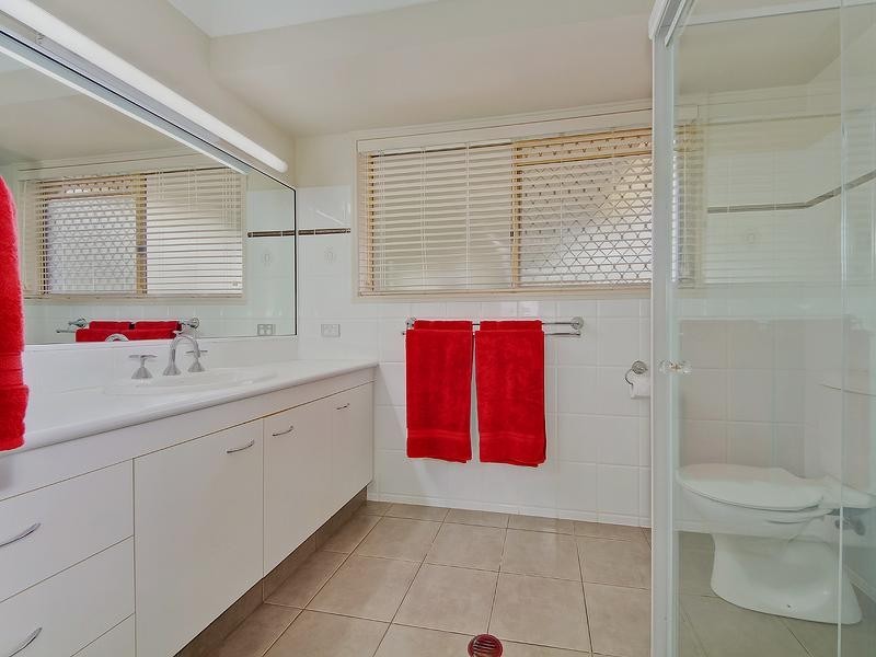 4 Conadilly Court, Carrara QLD 4211