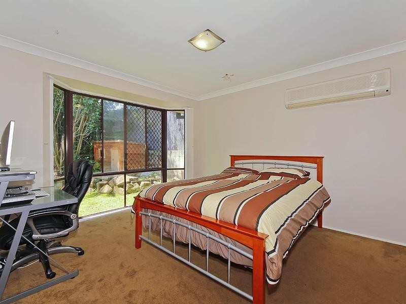 32 Kerria Crescent, Ashmore QLD 4214