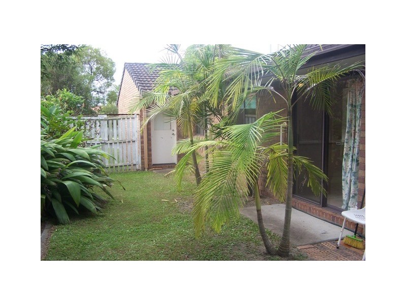 78 Cumberland Drive, Varsity Lakes QLD 4227