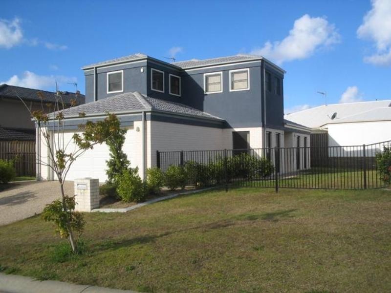 11 Scots Place, Robina QLD 4226