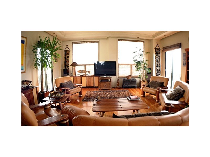 2087 Gold Coast Highway, Miami QLD 4220