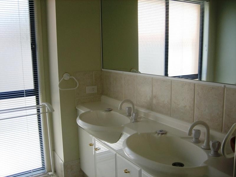 Burleigh Waters QLD 4220