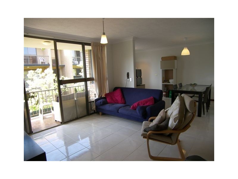 6/11 Stanhill Drive, Chevron Island QLD 4217