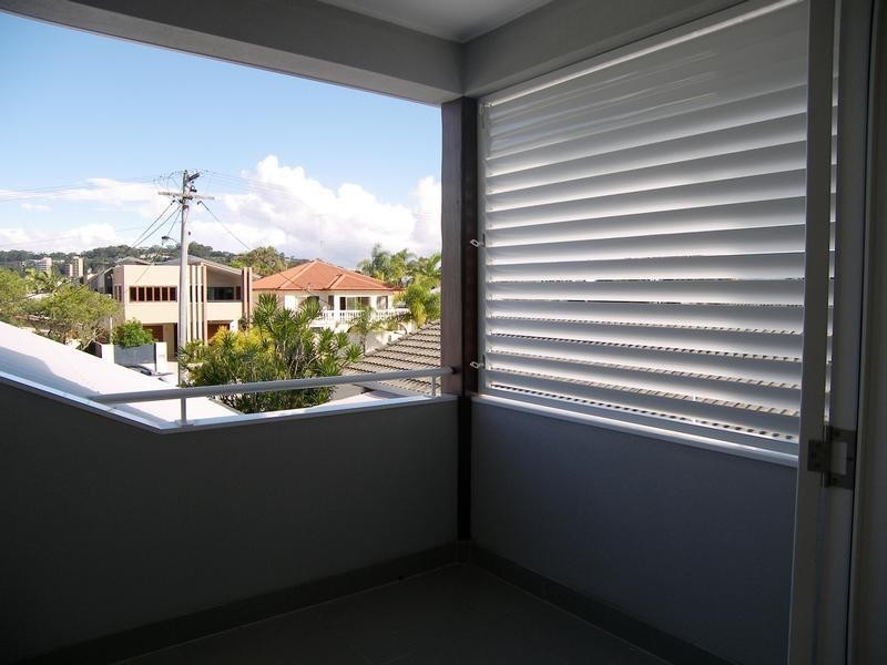 1/3 Banksia Broadway, Burleigh Heads QLD 4220