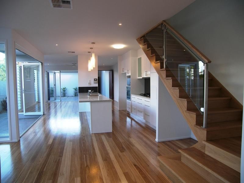 2/3 Banksia Broadway, Burleigh Heads QLD 4220