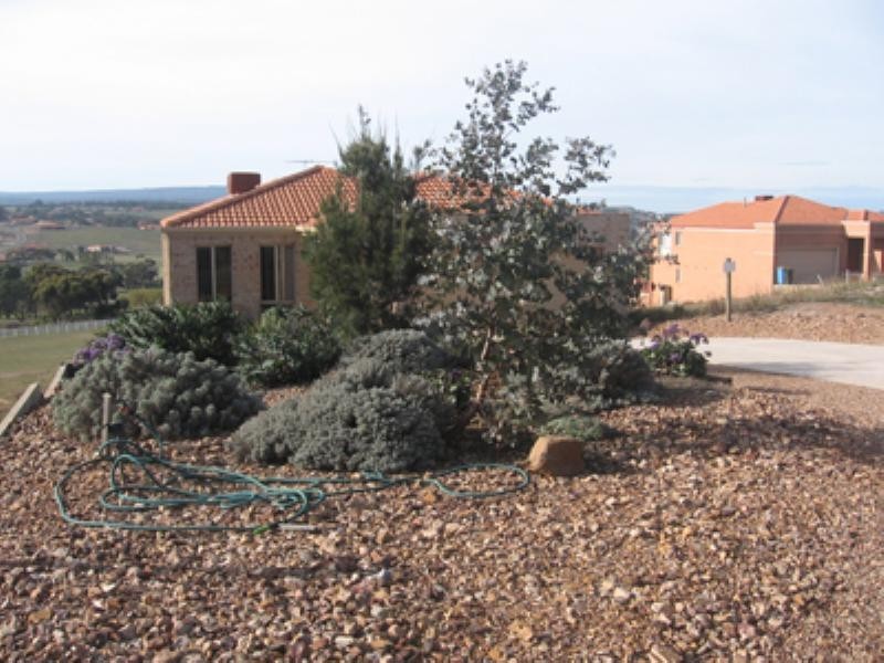 19 SIENA Way, Hidden Valley VIC 3756