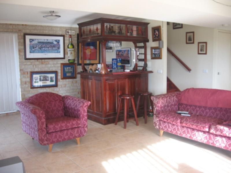 19 SIENA Way, Hidden Valley VIC 3756