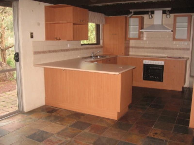 8-10 Clancy Road, Kilmore VIC 3764