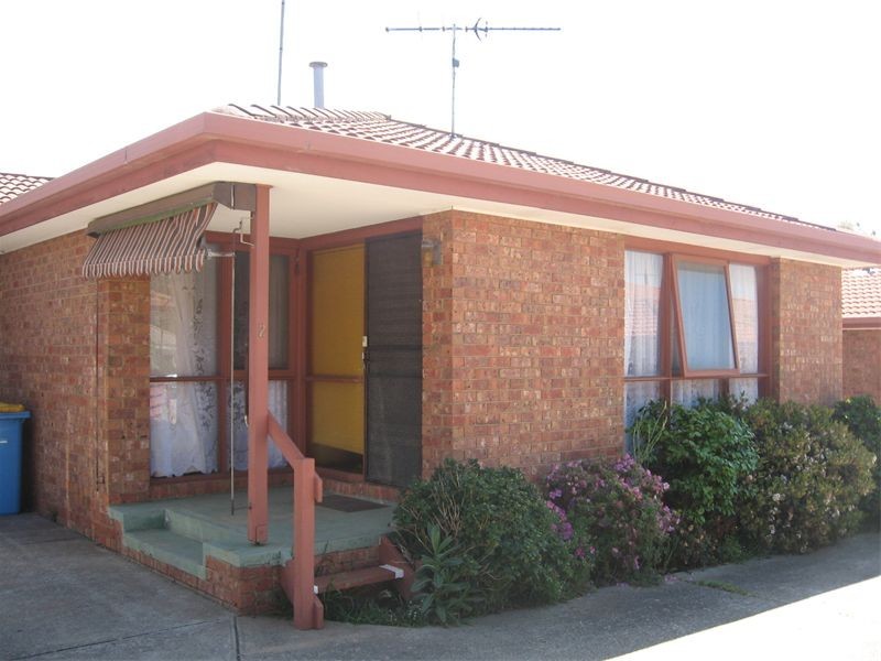 2 LUMSDEN Street, Kilmore VIC 3764