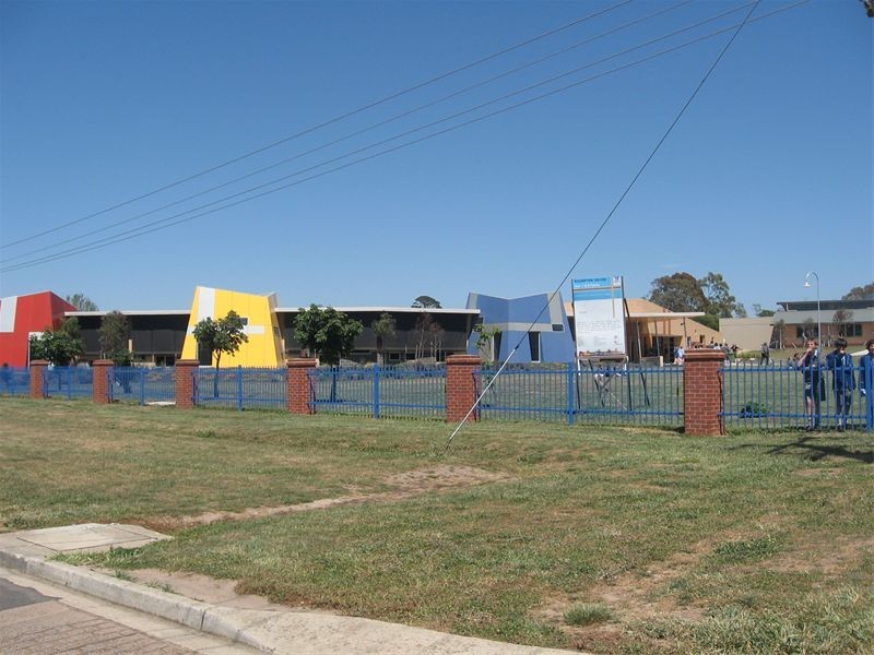 2 LUMSDEN Street, Kilmore VIC 3764