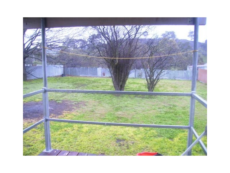 9 Mc Kenzie Street, Broadford VIC 3658