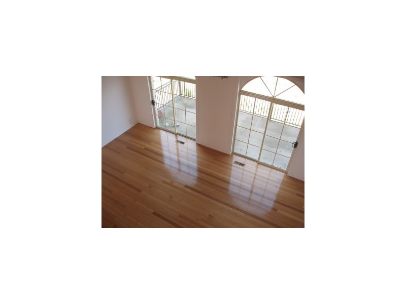 2 Mountain Ash Court,, Hidden Valley VIC 3756