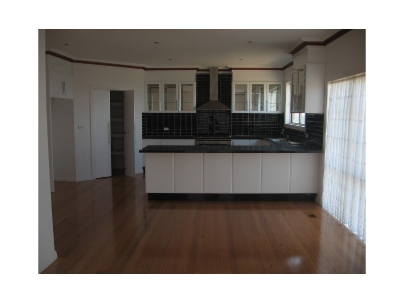 2 Mountain Ash Court,, Hidden Valley VIC 3756