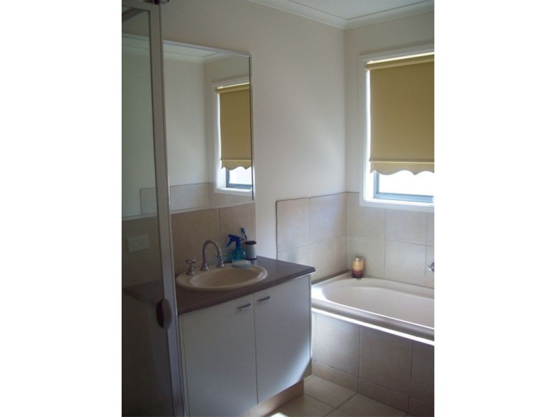 22 St. Andrews Close, Hidden Valley VIC 3756