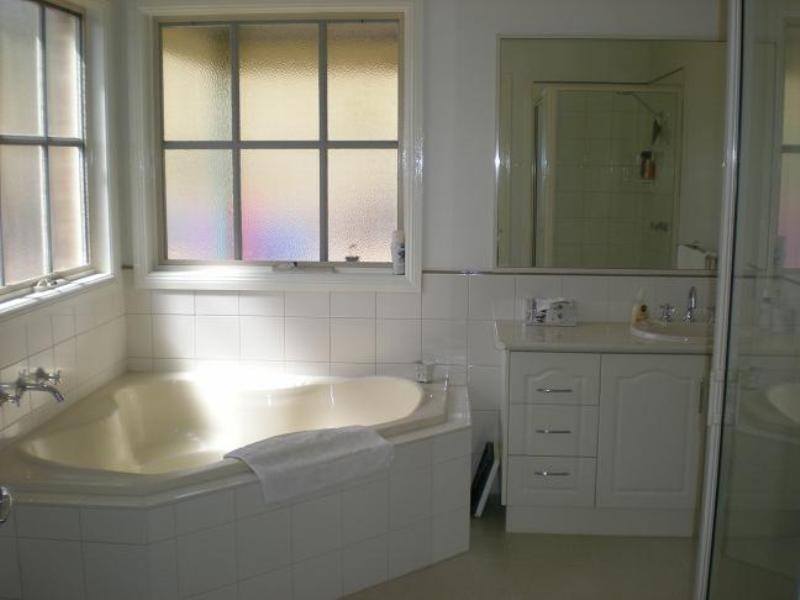 215 Kilmore East -Sunday Creek Road, Kilmore VIC 3764