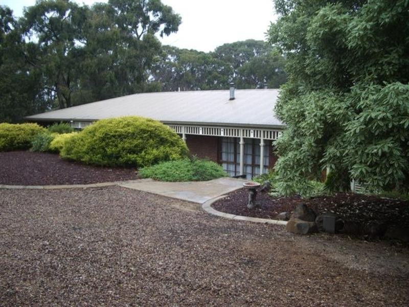 11 RANDALL Close, Wallan VIC 3756