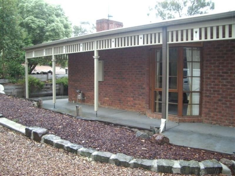 11 RANDALL Close, Wallan VIC 3756