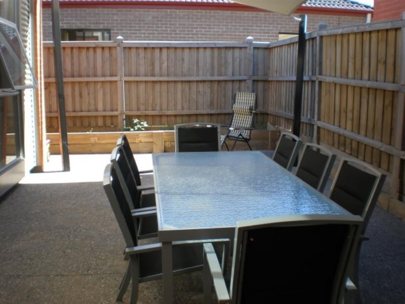 3 Tiree Lane, Craigieburn VIC 3064