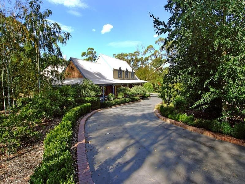 8 PARKSIDE Rise, Wallan VIC 3756