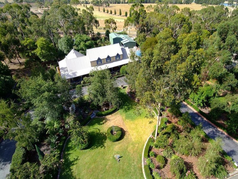 8 PARKSIDE Rise, Wallan VIC 3756