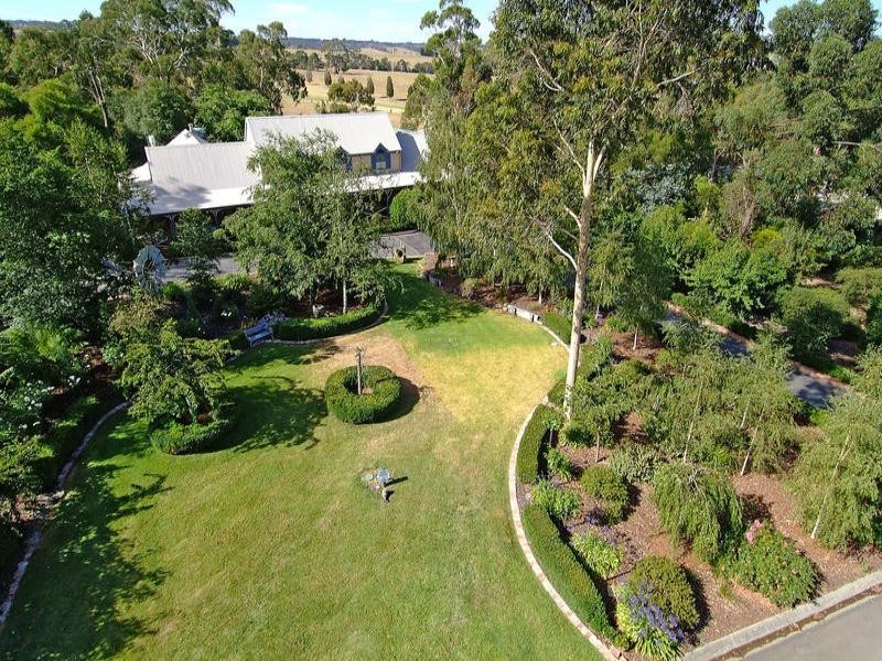 8 PARKSIDE Rise, Wallan VIC 3756