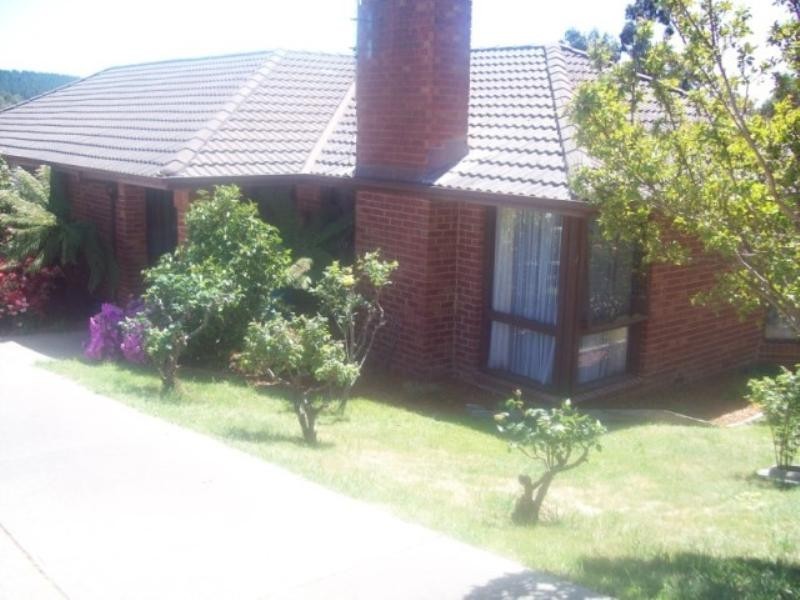 4 Steven Street, Clonbinane VIC 3658