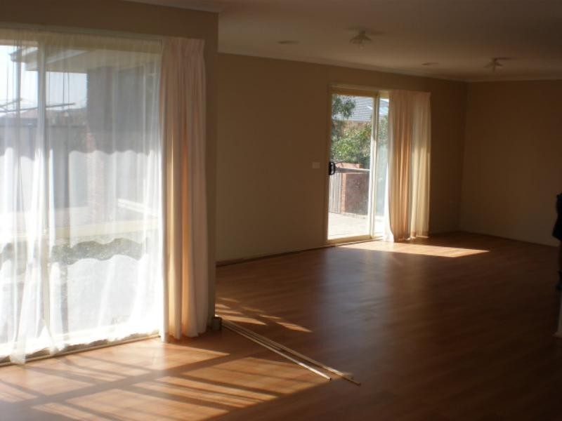 5 Hayes Close, Wallan VIC 3756