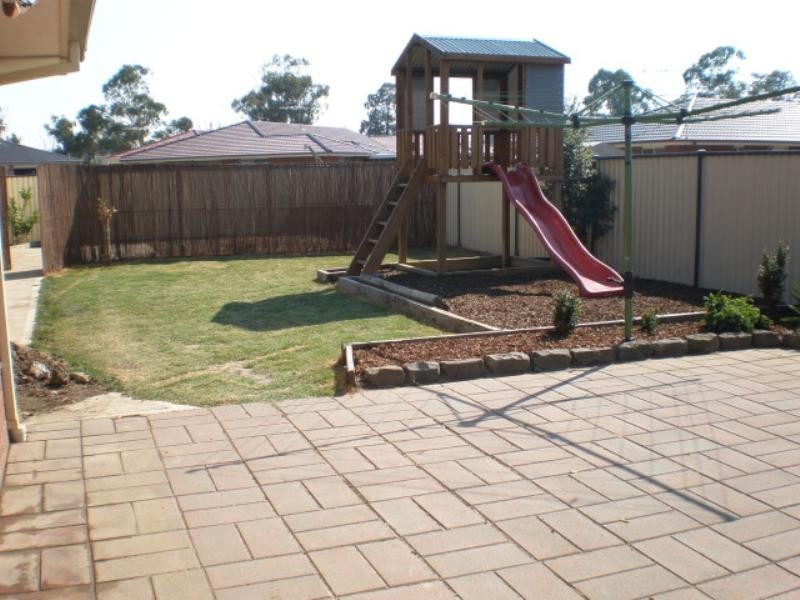 5 Hayes Close, Wallan VIC 3756