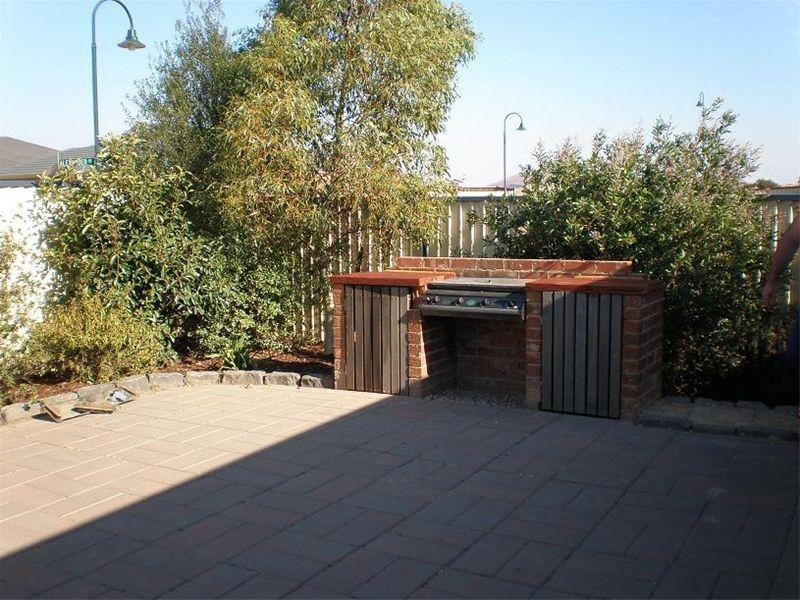 5 Hayes Close, Wallan VIC 3756