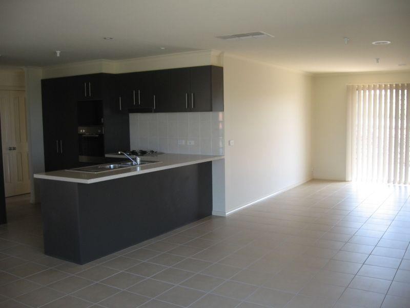 22 Craig Parry Drive, Hidden Valley VIC 3756