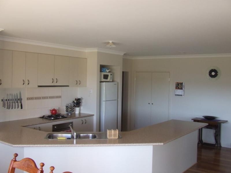 99 VALLEY DRIVE,, Hidden Valley VIC 3756